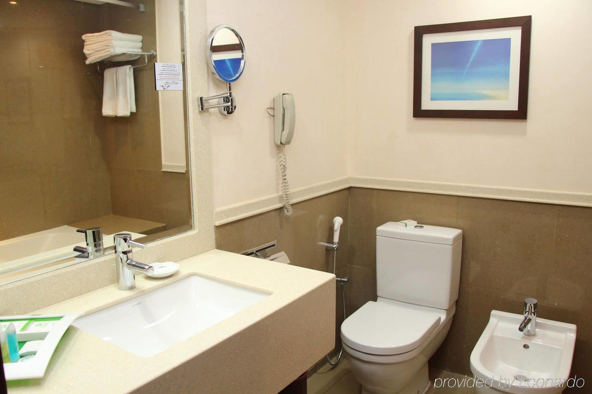 Hotel Izdihar By Ihg 4*